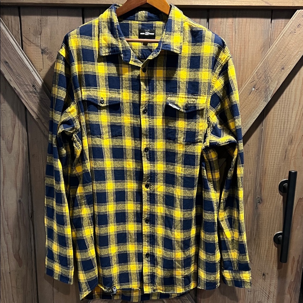 Diesel Power Mens button down, cotton flannel, long sleeve shirt.
